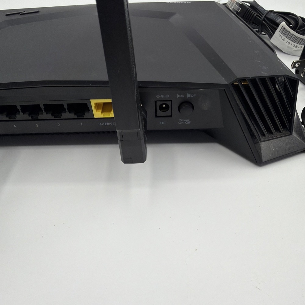 NETGEAR Nighthawk XR500 Gaming Router Bundle AC Adapter Ethernet Cable Working - Picture 4 of 11